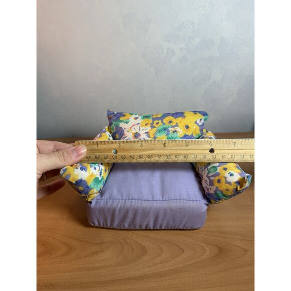 Vintage 1994 Toymax stuffed Barbie sized Cushion Chair - Picture 8 of 8